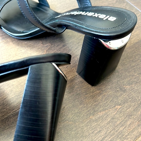 ALEXANDER WANG Hayden Leather Doubled Strap Heeled Sandals - Size 39, Black - Picture 4 of 10